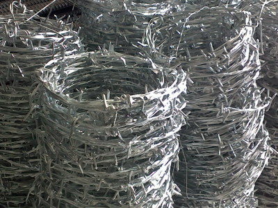  Kawat  Berduri UTAMA PAGAR   Supplier Pagar  BRC Wiremesh 